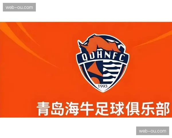 实时报道：VAR长时间介入，判定青岛海牛进球前进攻犯规在先